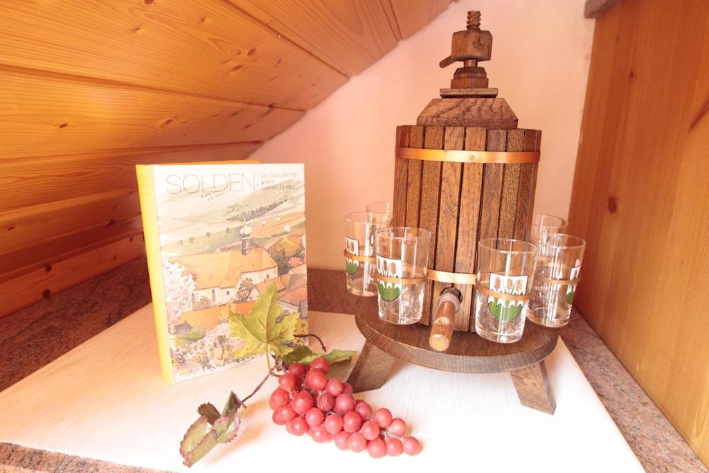 Luxus Appartement Schwarzwald Bei Freiburg 4 Schlafzimmer Sauna Sölden Pokoj fotografie